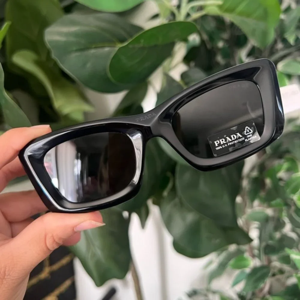 SALE 🌻PRADA cat eye spr13z sunglasses 🌸 - Picture 16 of 16